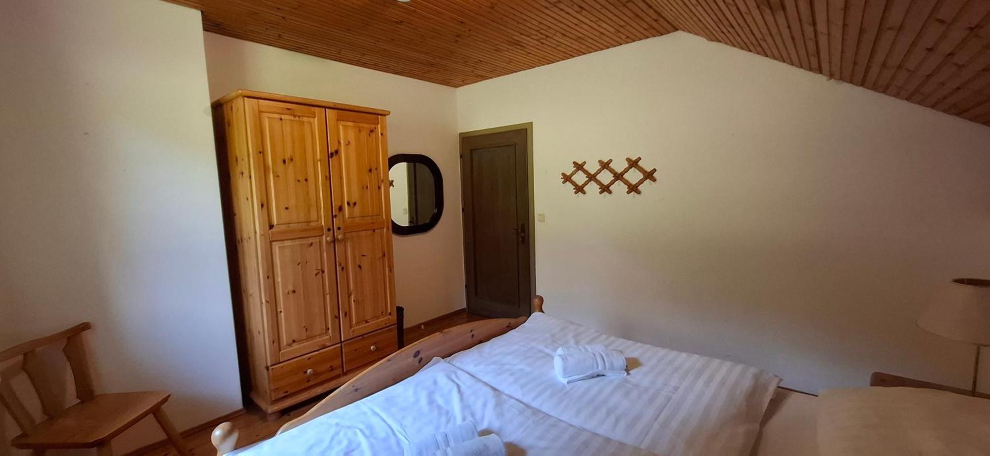 Ferienwohnungen Schloss Wasserleonburg Nötsch Habitación foto