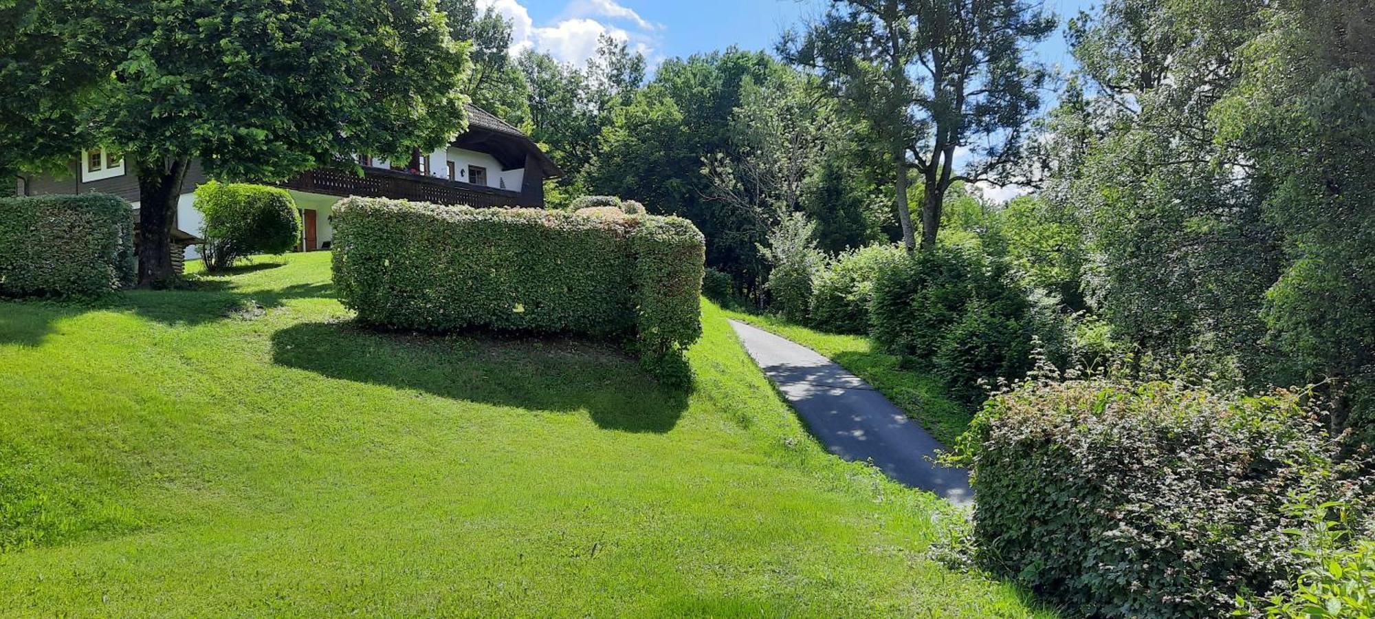 Ferienwohnungen Schloss Wasserleonburg Nötsch Exterior foto